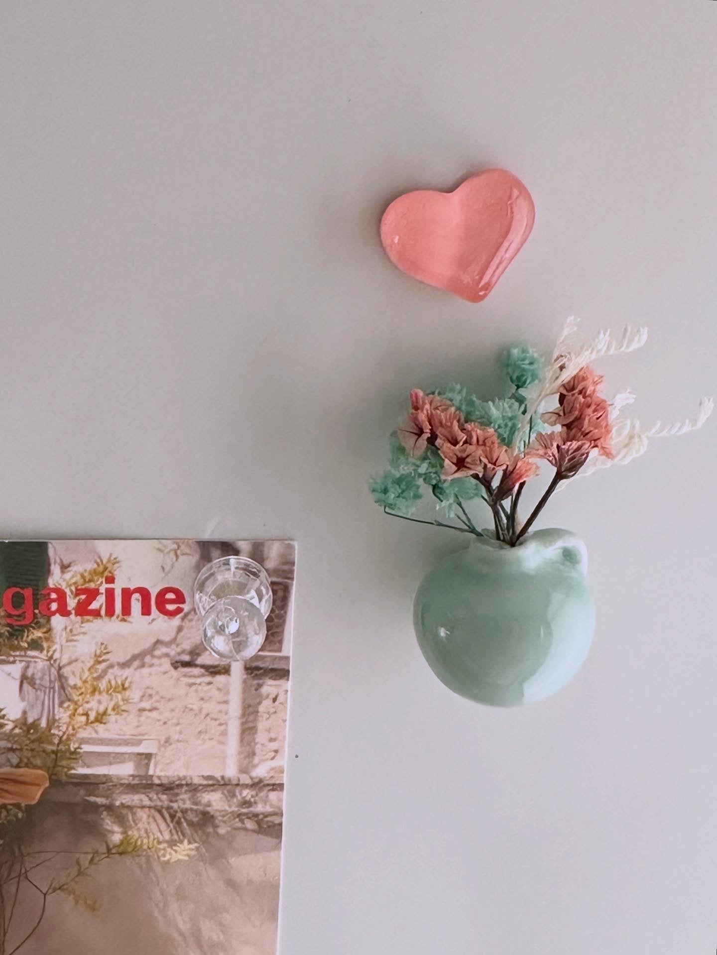 Mini Vase Magnet