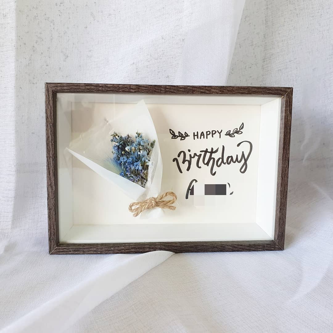 Handwritten Text - Dried Flower Frame